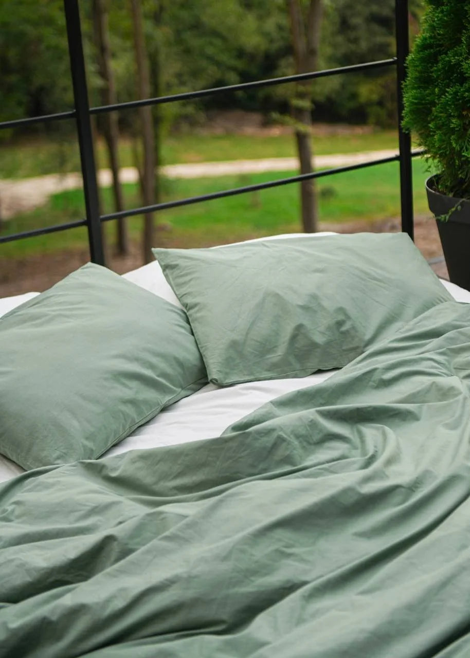 Cotton Bedding Set in  Cream & Green