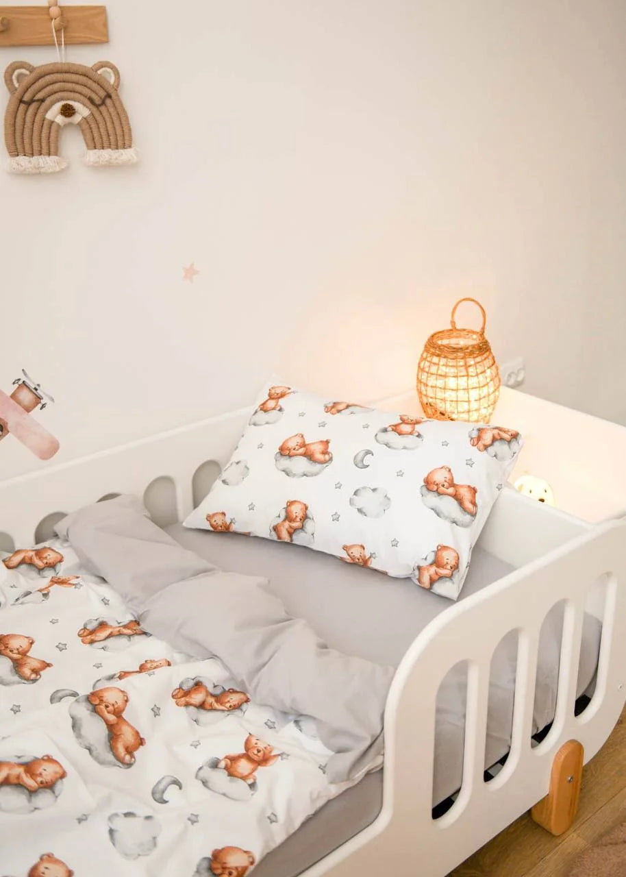Bear On Cloud Grey Print Poplin Crib Bedding Set