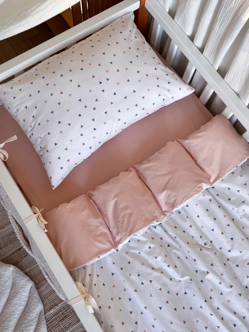 Confetti Print Poplin Crib Bedding Set